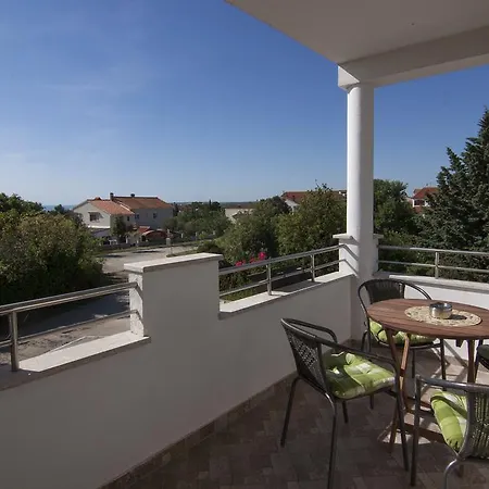 Kennedy Apartman *